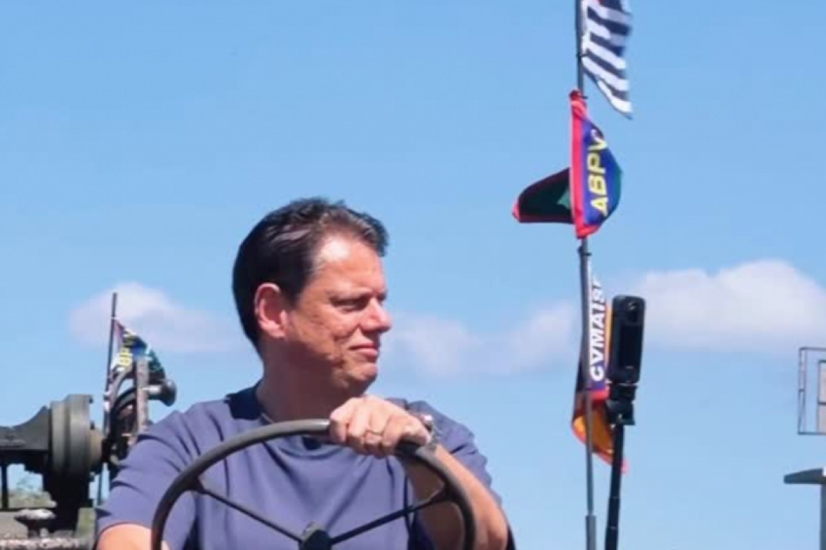 Quaest: Tarcísio lidera nos 2 turnos contra Haddad