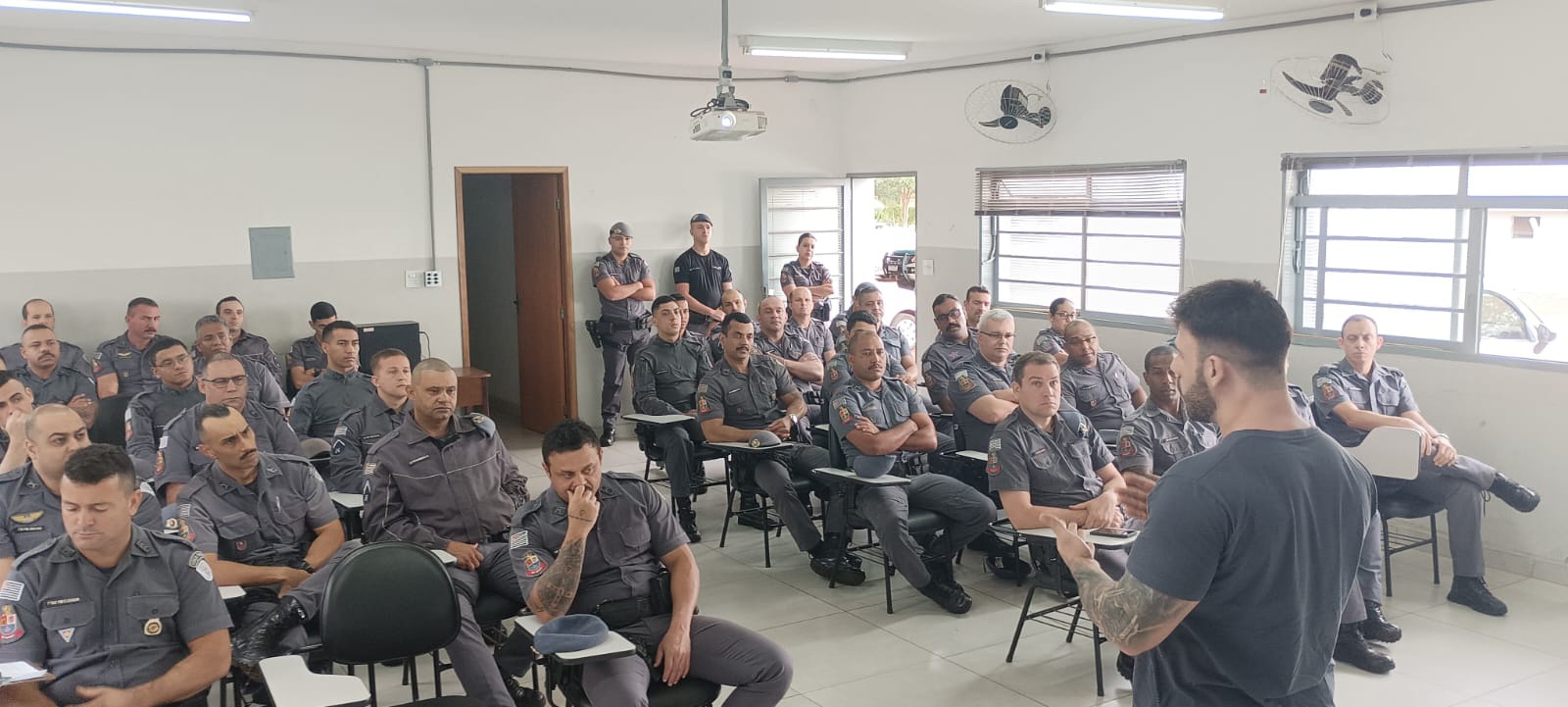 Realizada instrução de Manejo Protetivo ao público PcD, neurodivergente e em crises mentais