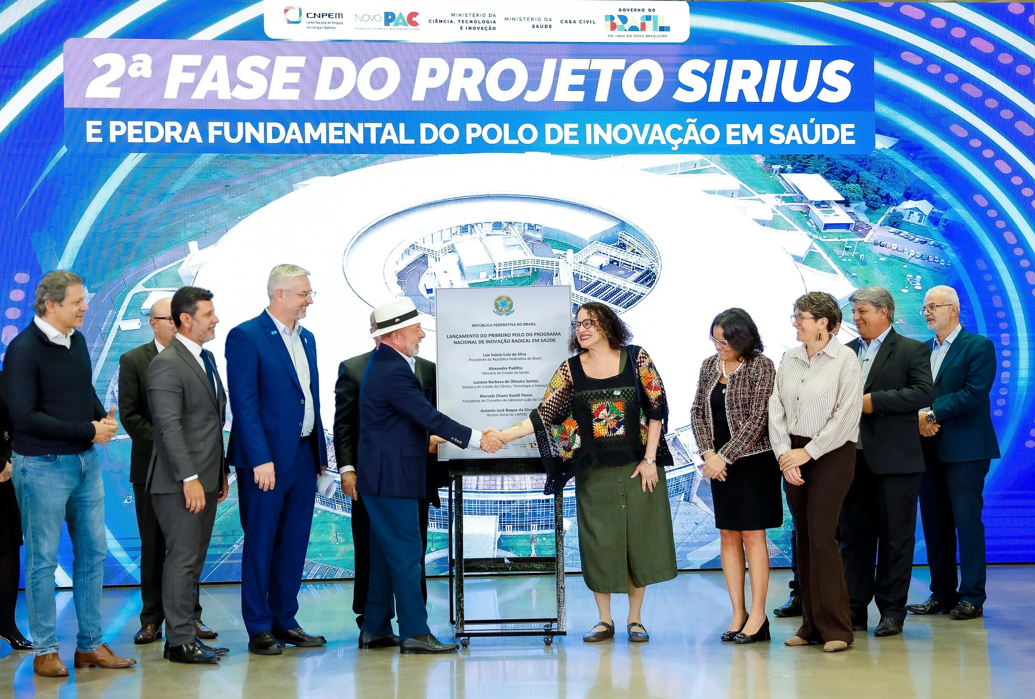 Luciana Santos: Brasil pode ocupar liderança científica, tecnológica e industrial”