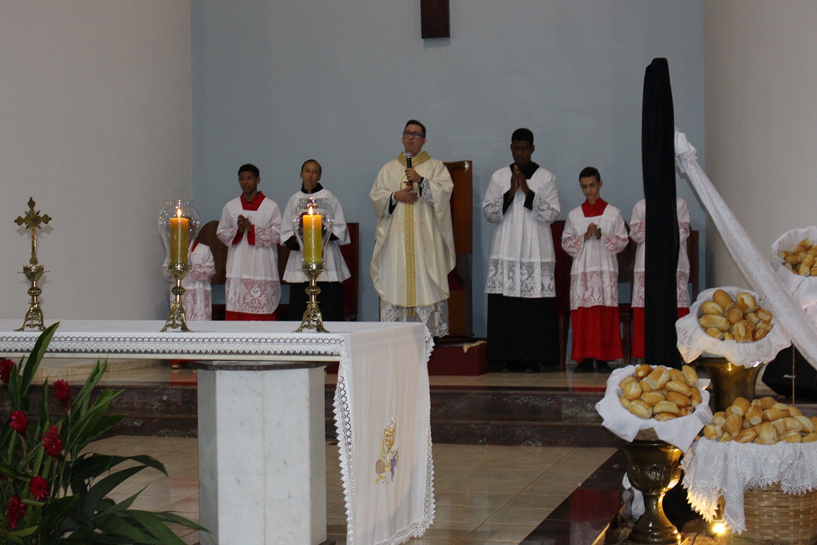 Temporada de festas juninas começa com celebrações em homenagem a Santo Antônio