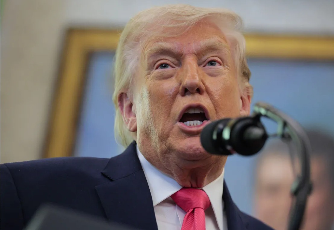 Trump diz que Netanyahu "não dá as cartas" e terá de aceitar acordo com Irã