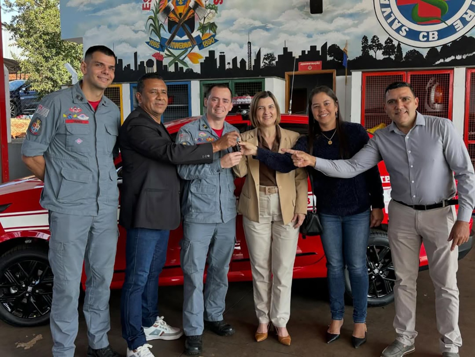 Deputada Graciela entrega viatura ao Corpo de Bombeiros de Ituverava