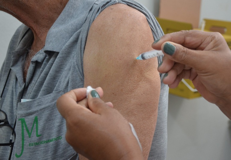 Gripe: ETEC Industrial recebe plantão especial de vacinação hoje; veja o horário