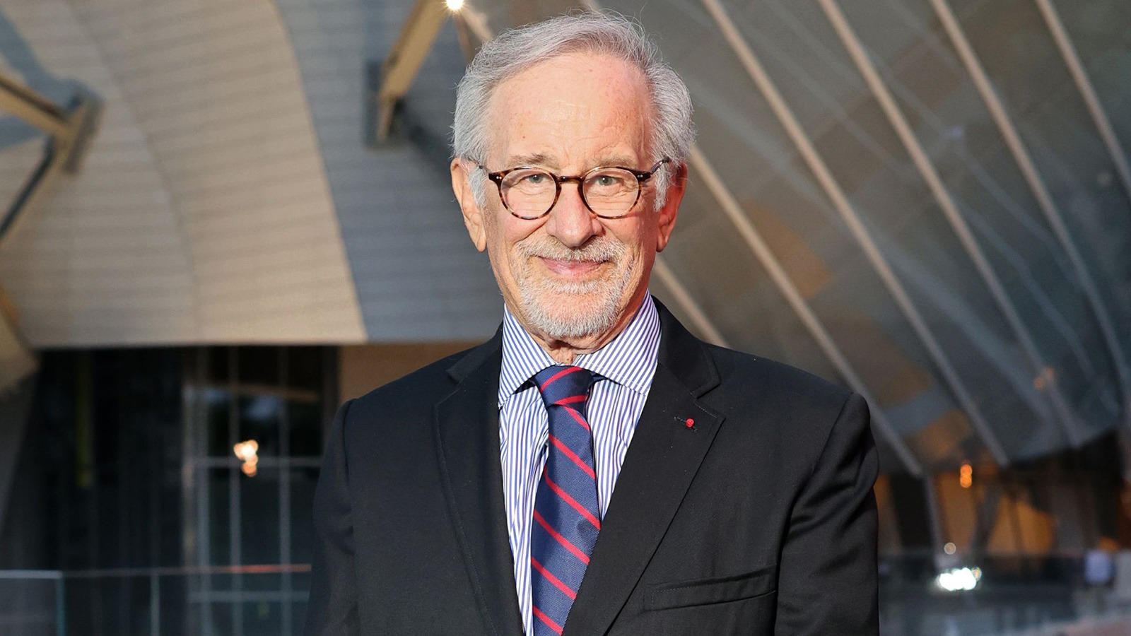 De Tubarão a Dia D: como Steven  Spielberg moldou o cinema moderno