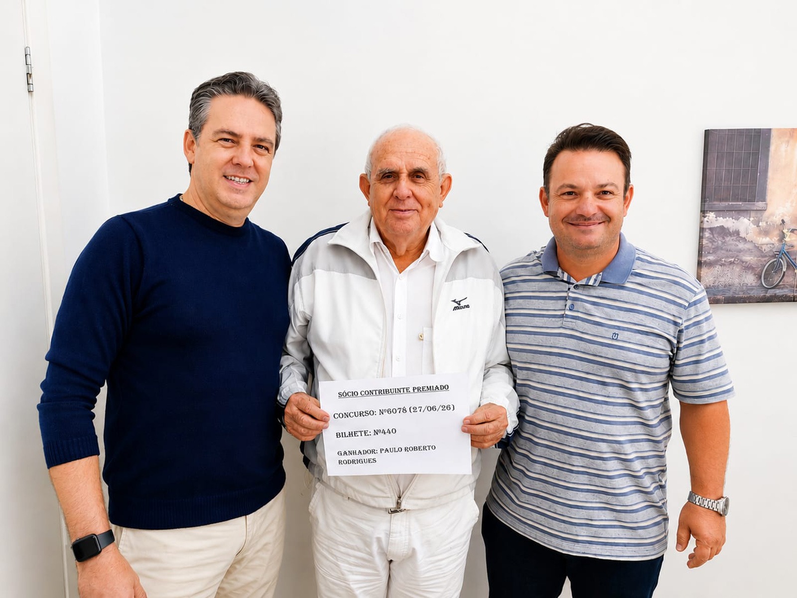 Abrigo entrega prêmio da Campanha Sócio-Contribuinte do mês de junho