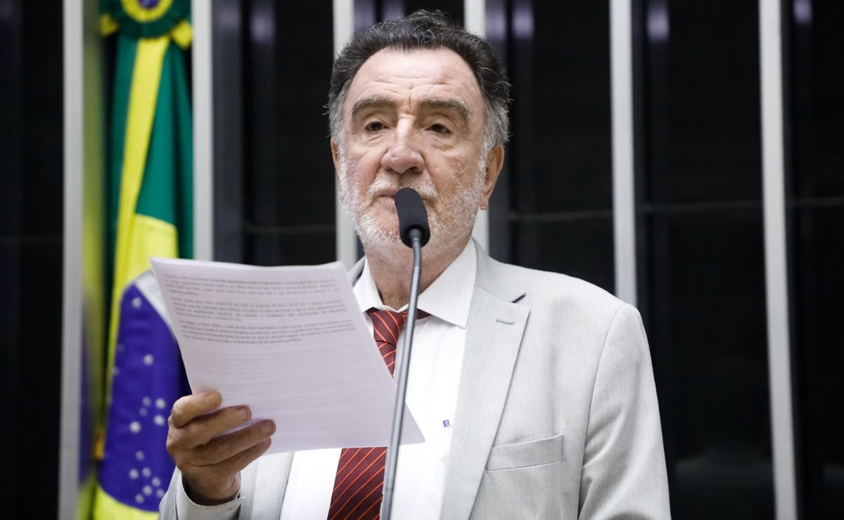 PT convoca deputados e deve oficializar candidatura de Patrus na próxima segunda-feira