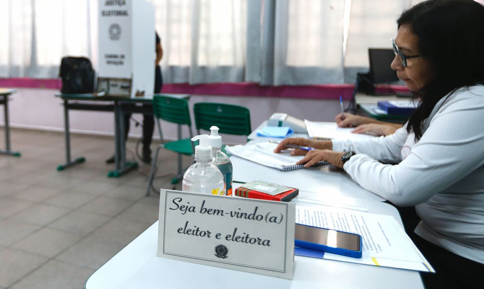Eleitores já podem solicitar o voto em trânsito para as Eleições 2026