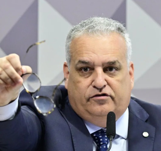 Indicação de Gaspar gera divisão no entorno de Flávio Bolsonaro