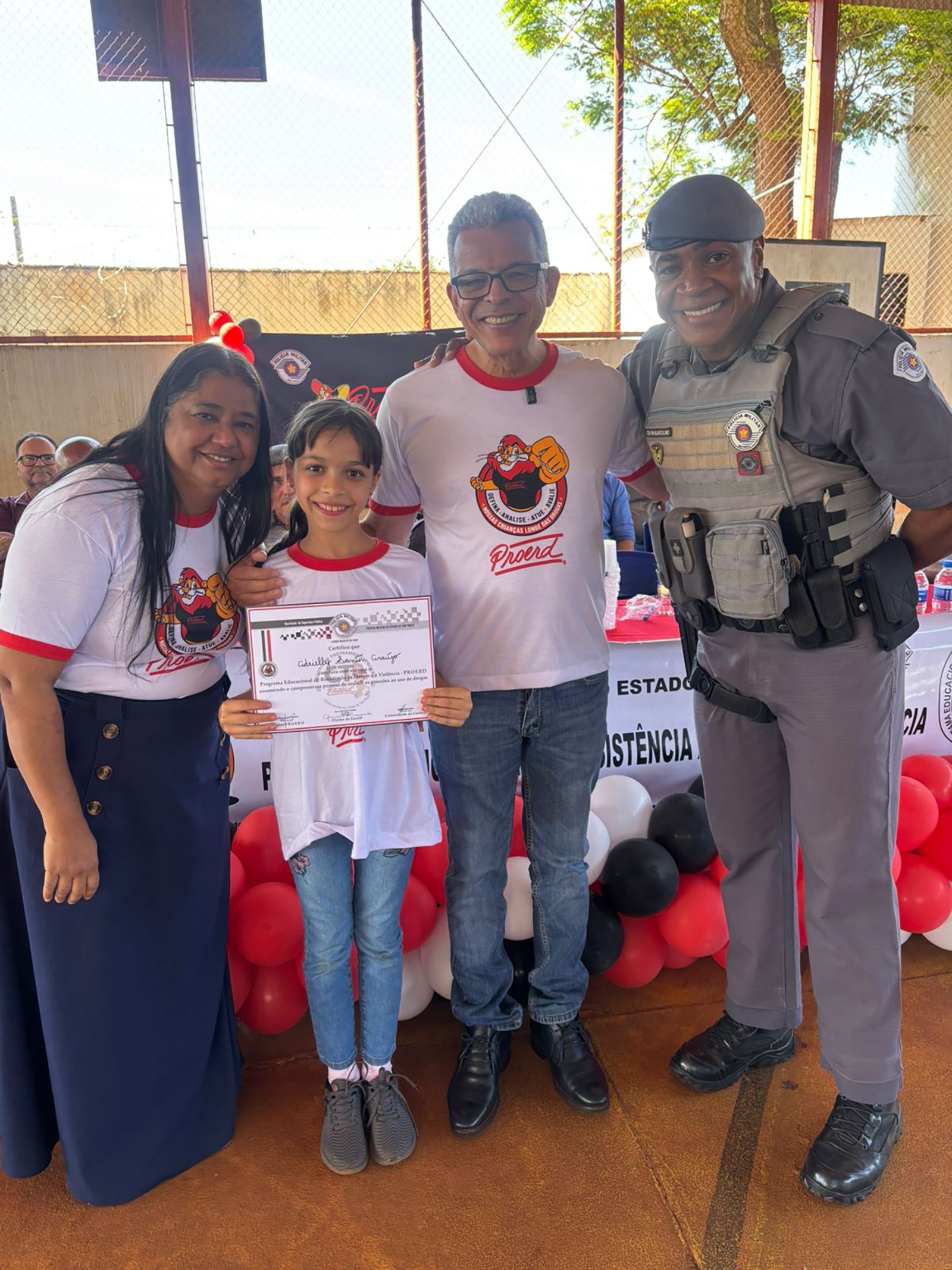 Proerd realiza formatura de alunos da Escola Professora Maria Barbosa
