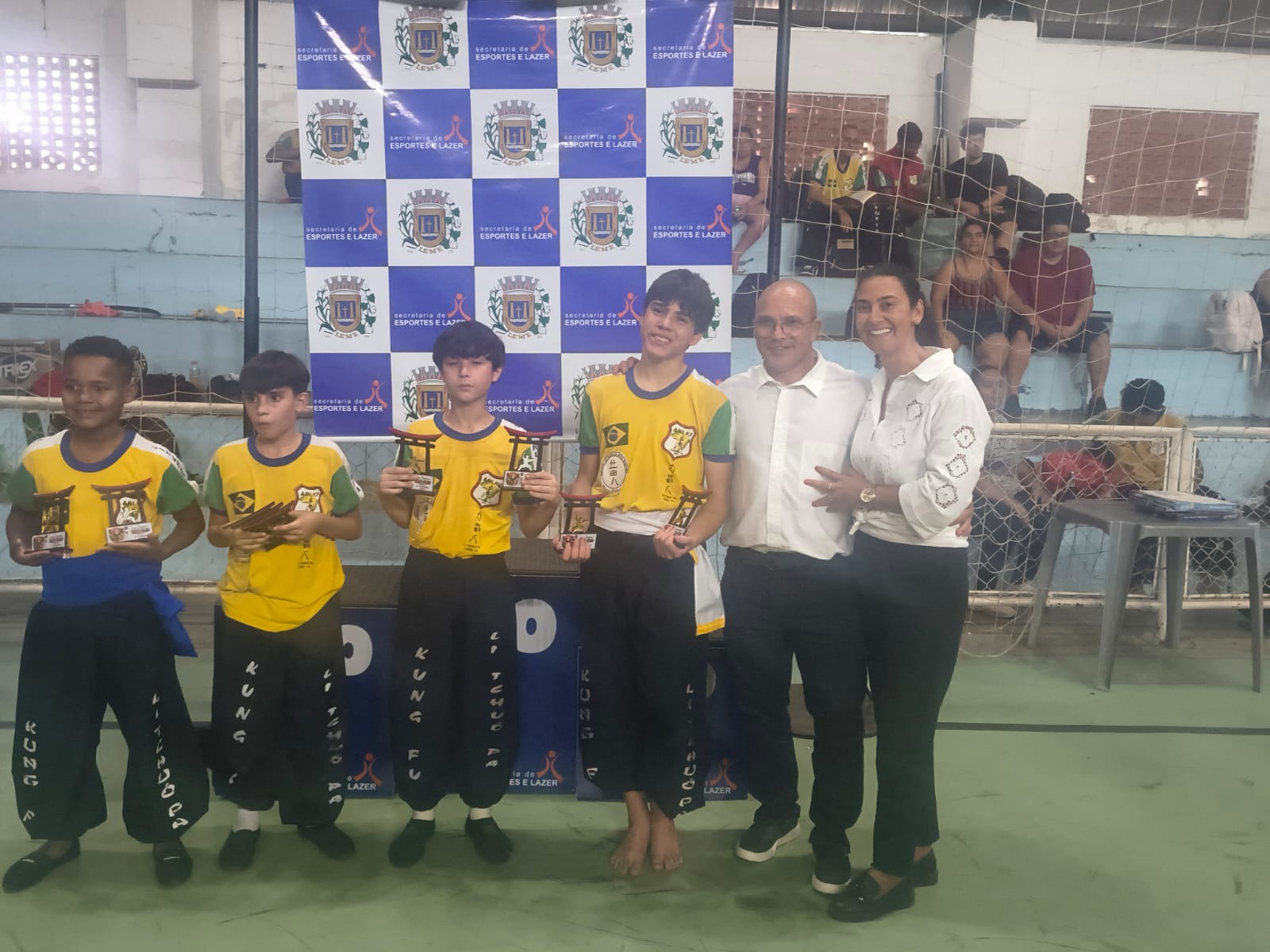 Ituveravenses conquistam oito troféus em Copa de Li Tchuó Pa Kung Fu