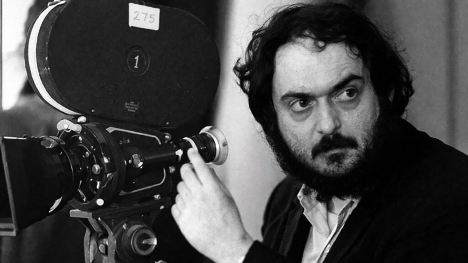 A reescrita pela câmera: o cinema de Kubrick a partir de obras literárias