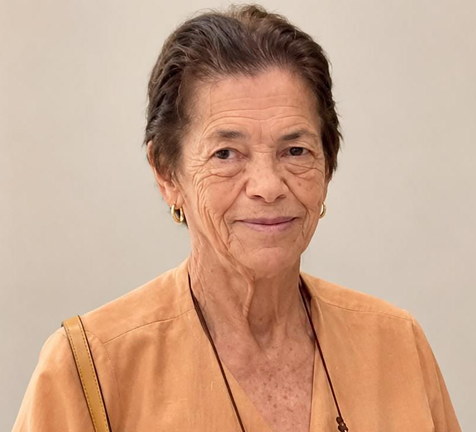 Faleceu dia 20 de setembro, aos 77 anos, Wilma Lúcia Vieira Delgado, viúva de João Gonçalves Delgado Sobrinho. São seus filhos Cláudia Vieira Delgado Maestri, casada com Luciano Fonseca e Clodoaldo Vieira Delgado, casado com Simone Florêncio Delgado, netos Bruna Delgado Maestri, Lucas Delgado Maestri, Lahiz Florêncio Delgado, Matheus Florêncio Delgado e bisnetos Benício Maestri Celestino, Beatriz Maestri Celestino e Luísa da Silva Paula Mastri. Ela é filha de Benedito Alves Vieira e Amélia Mendonça Vieira e são seus irmãos Vanilda Maria Vieira Dutra, casada com Carlos de Paula Dutra e Fernando César de Souza.