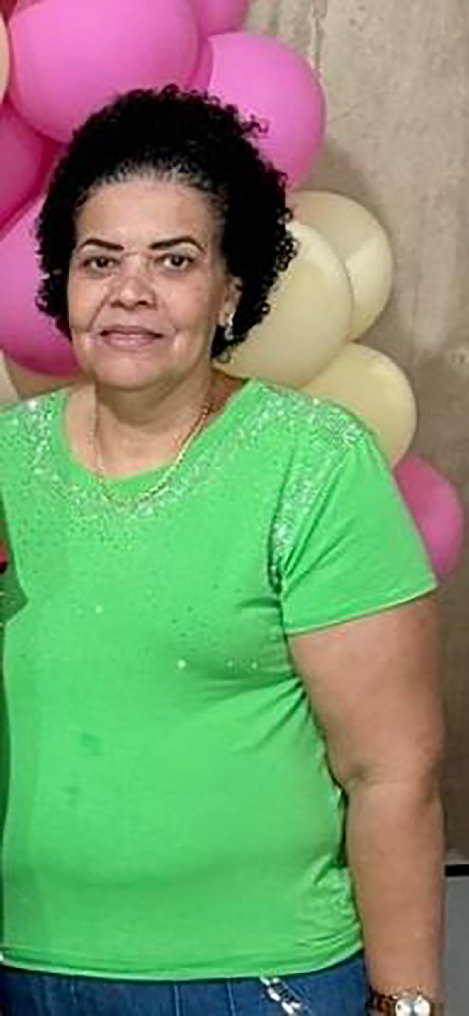 Faleceu dia    5 de agosto, aos 53 anos, Claudinéia de Paula Oliveira Dias, casada com Júlio César Dias da Silva. São seus pais Miguel de Oliveira e Olympia Rita de Paula Oliveira e irmãos Washington Miguel de Paula Oliveira, casado com Maria Rosa da Silva Oliveira; Elaine de Paula Oliveira, casada com Devanir de Oliveira; Claúdia de Paula Oliveira, casada com Odino Pedro da Silva e Wagner de Paula Oliveira (in memoriam).