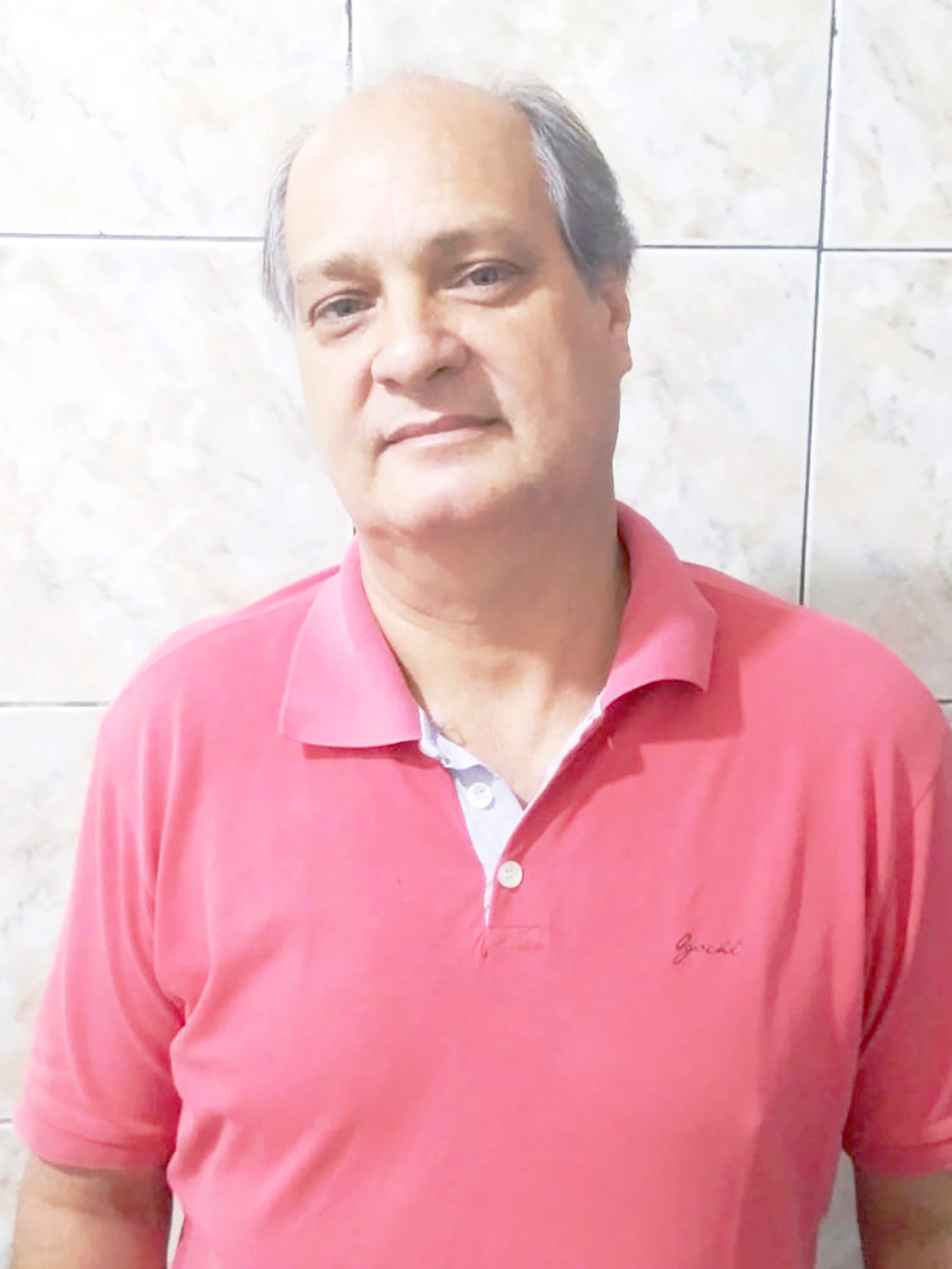 Dia 28 de agosto comemora aniversário, Sílvio Medeiros de Sousa, casado com Silmara Vasconcelos Medeiros de Souza. Ele recebe os parabéns dos filhos Ana Laura Medeiros Domeciano, casada com Bruno Domeciano e Sílvio Medeiros de Sousa Júnior, dos netos, Luiz Eduardo e Ana Clara, dos amigos e familiares
