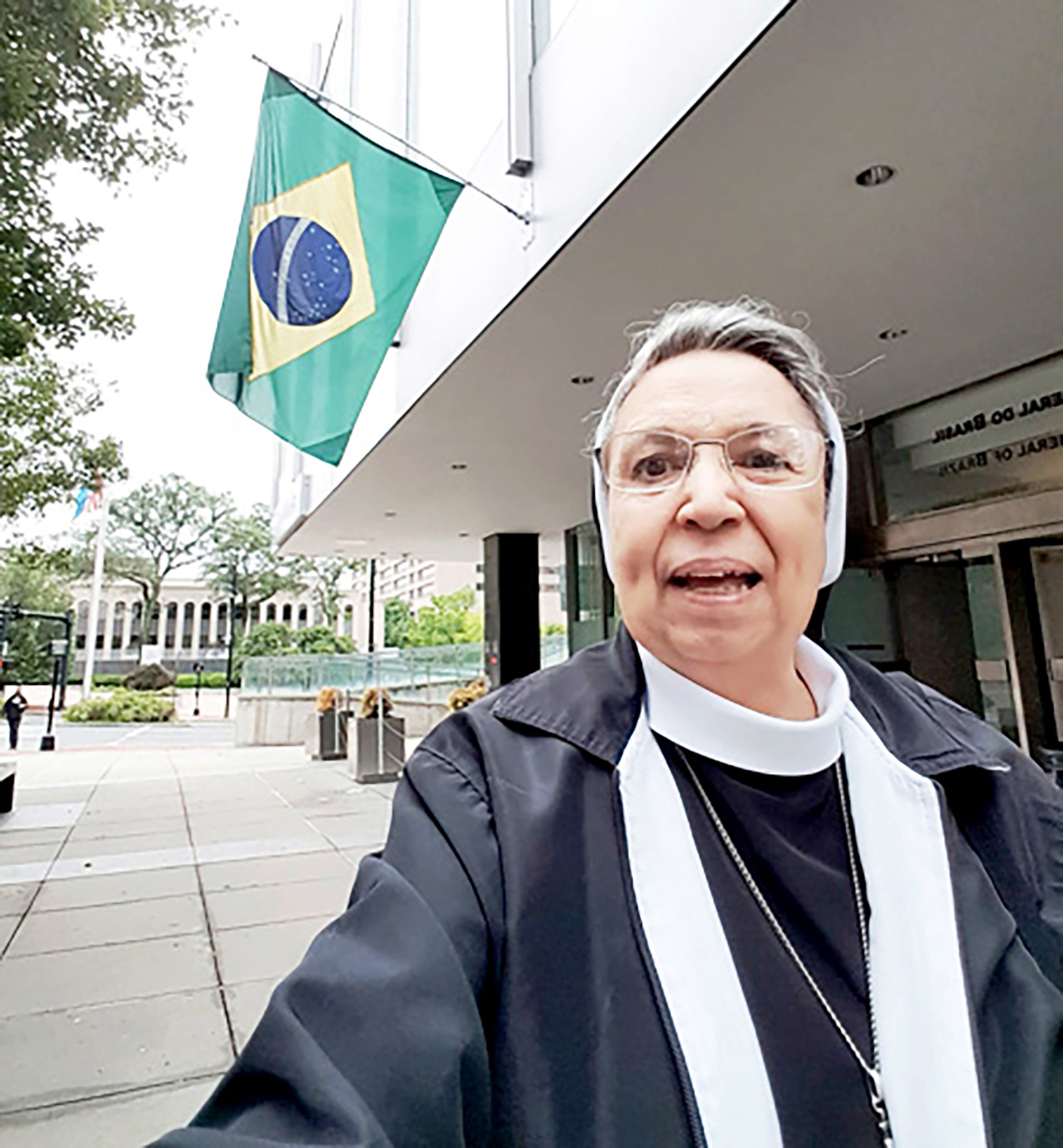 Dia 16 de setembro, comemora aniversário, a irmã Alice Garcia de Morais, ituveravense de coração que é filha de Joaquim Garcia de Morais e Luzia Maria de Morais e tem a irmã Alcina Moraes Zanella (in memoriam). Ela recebe os parabéns dos familiares, e amigos