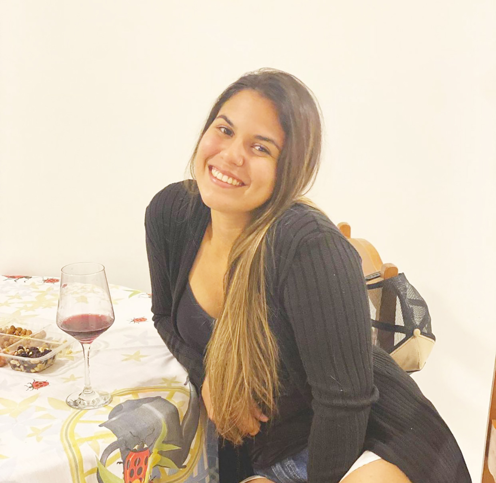 Dia 8 de julho, comemora aniversário, Eloá Mattos Silva. Ela recebe os parabéns dos pais, Augusto Sandoval Alves da Silva e Lucélia Mattos Alves da Silva, do irmão Emanuel Mattos Silva, da cunhada Natália Teixeira Mattos, do sobrinho Emanuel Filho, dos amigos e familiares