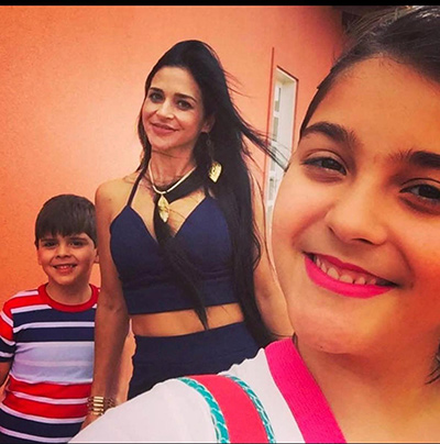 De: Maysa Eduarda e Tiago Henrique
Para: Anne
“Mãe, te amo mais que tudo”.