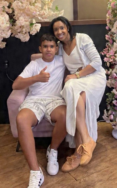De: Gustavo Felício de Souza
Para: Camila Luiz Felício 
“Meu amor, por você é e sempre será infinito, mamãe. Te amo mais do que tudo”.