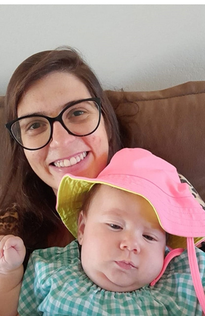 De: Maria Luiza
Para: Maria Paula Marchiori 
“Uma mãe dedicada, amorosa e carinhosa, sempre voltada à família. Que esse dia seja repleto de alegrias, Feliz Dia das Mães”.