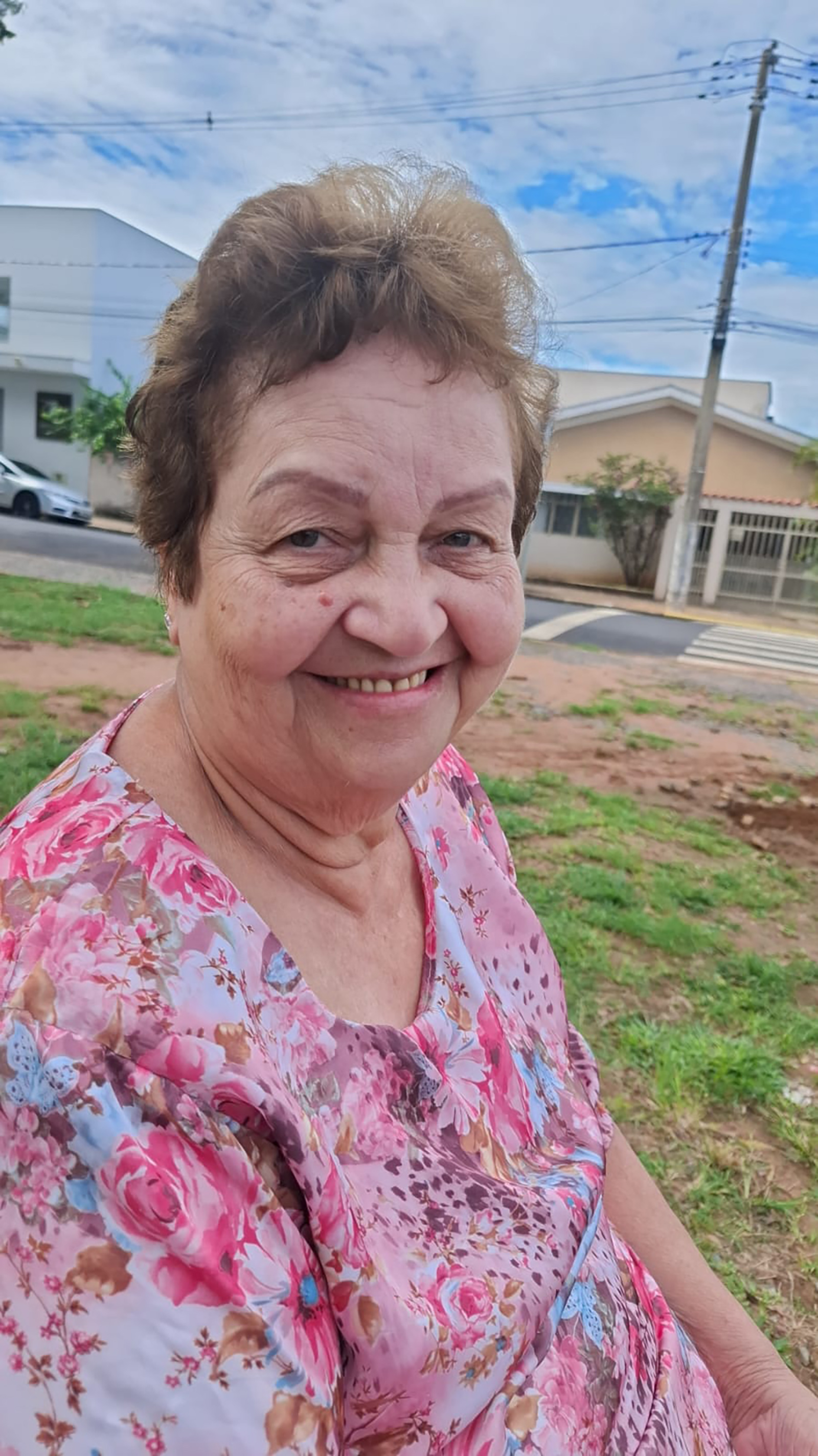 Faleceu dia 15 de junho, aos 78 anos, Maria Luzia Costa Martins (“Tia Nininha”), casada com Florisvaldo Silva Martins. São seus filhos Maria Helena Martins Neris de Souza, casada com José Neris; Cleonice Lúcia Martins Pierazo Valim, casada com Roberto; Sérgio Henrique Martins, casado com Cíntia; Florisvaldo Silva Martins Júnior, casado com Ana Karolina e Carlos Roberto Martins, casado com Aparecida e netos Karina Gomes Martins (in memoriam), Tiago Gomes Martins, Eduardo Martins Valizi, Maria Fernanda Martins Valizi e Noah Cardoso Martins. Ele é filha de  José Ferreira Costa e Severiana Ferreira Costa (ambos falecidos) e sãos seus irmãos Lucila, José Ferreira (in memoriam), Maria Angélica, Silvana, Neide e Ótavio (in memoriam).