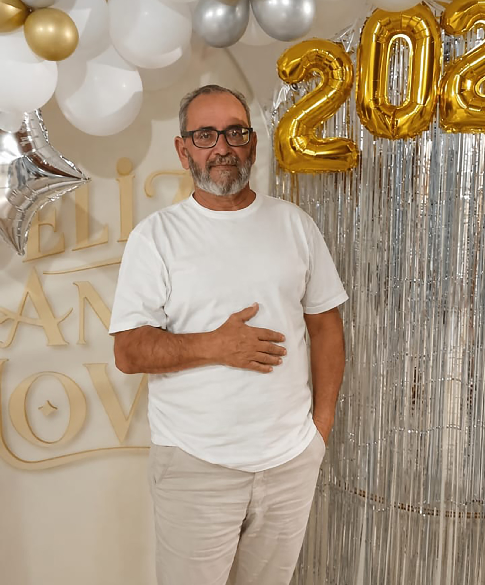 Faleceu dia 13 de junho, aos 61 anos, o funcionário público municipal Odair Gonçalves de Oliveira (“Dairão do Barracão”). São seus filhos Gabriela Aparecida Figueiredo Oliveira, casada com Denner Leopoldino Pedro da Silva e Ítalo Aparecido Figueiredo Oliveira, casado com Lorena Silveira, e a neta Antonella Leopoldino Figueiredo de Oliveira. Ele é filho de Antônio Gonçalves de Oliveira e Terezinha da Mata de Oliveira e são seus irmãos Ivair, Marisa, Maria das Dores, Adriana, Vera, José Luiz, Antônio (in memoriam) e Marlene.