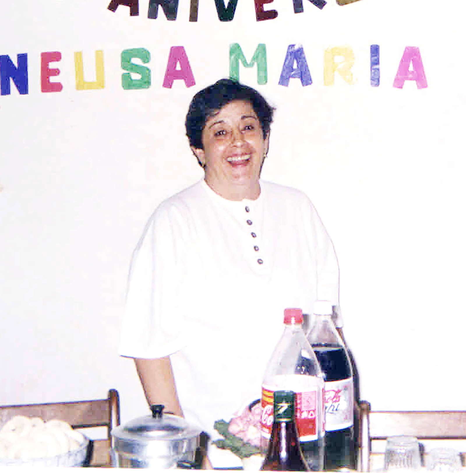 Dia 14 de junho, comemora 78 anos, Neusa Maria Leonel Alves Ficher. Ela recebe os parabéns do esposo, José Carlos Ficher, dos filhos Mirela Andréa Alves Ficher Senô, casada com Kenji Cláudio Augusto Senô; Luís Gustavo Alves Ficher, casado com Jordana Santos Sandoval Ficher e Juliano Carlos Alves Ficher, casado com Ítala Sewastjanov Ficher, dos netos Alexandre Augusto Ficher Senô, Daniel Augusto Ficher Senô, Marina Sandoval Ficher, Gabriel Sewastjanov Ficher e Júlia Sewastjanov Ficher, dos familiares e amigos