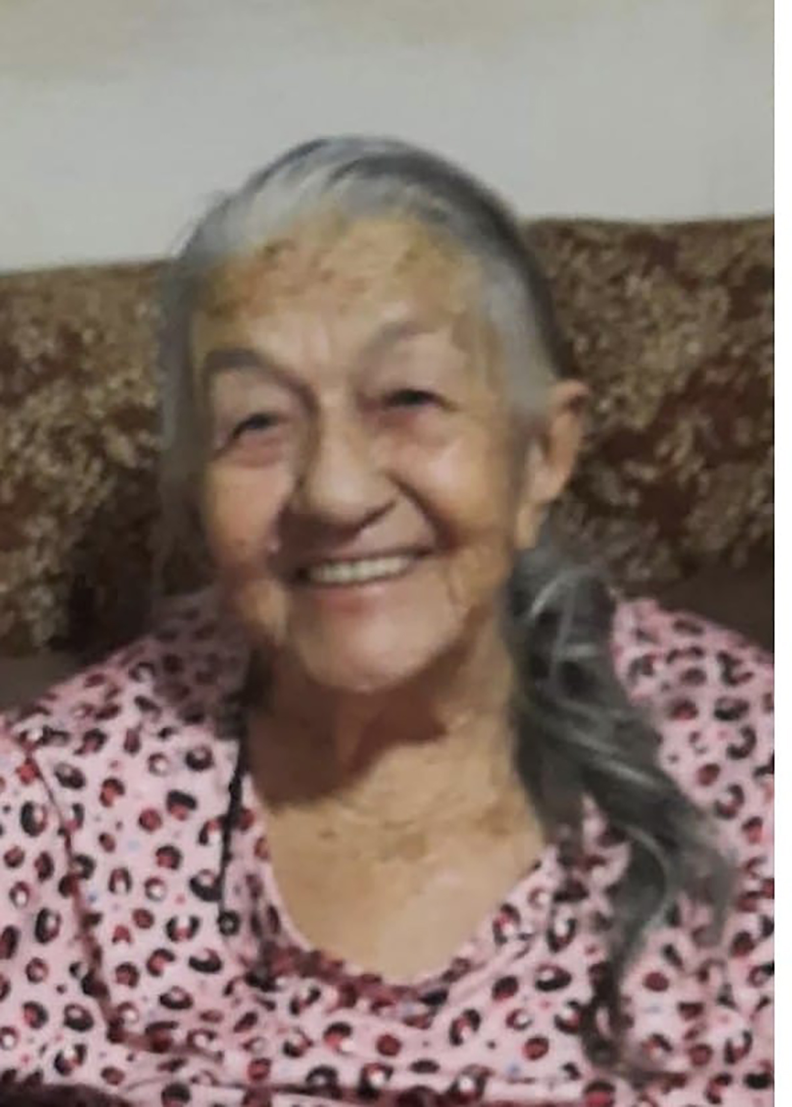 Faleceu dia 18 de julho, aos 103 anos, Anésia Nogueira Araújo, viúva de Alípio Antônio Araújo. São seus filhos Eunice, José Alípio, Manoel, Eurípeda, Maria Luís, David, Marisa, Sebastião ("Negrim")(in memoriam), Maria Ana ("Lia")(in memoriam), Antônio (in memoriam), Sebastiana (in memoriam) e Conceição, netos Aparecido, Elenir, Claúdia, Carlos, Celso, Alexandra, Hamilton, Alécio, Ítalo, Flávia, Vanessa, Jacqueline, Mariana, Stefânia, Juninho, Rômulo, Rafael, Igor, Willian, Gabriel, e os falecidos Alex, Anselmo, Ivan, Eduardo, Carmino (“Gordo”) e Margareth. Bisnetos Roberta, Luiz Francisco, João Gabriel, Maickon, Mariele, Michel, Vinícius, Thaís, Everton, Thaís Michele, Jonathan, Jennifer, Jeyson, Bianca, Ana Júlia, Jordana, Guilherme Lucca, Lavínia, Bernardo, Maria Raphaela, Gabriel, Kauê, Lucca, Gustavo, Guilherme, Ítalo, Yan, Yasmin, Matteo, Felipe, Rafael, Liliane, Gabriel, Nayara, Natália e Isabelle, trinetos Théo, Pedro, Antônio, João Ricardo, Luís César, Isaac, Lucca, Emanuele, Yohann, Carla, Mariana, Bárbara, Yane, Miguel e Breno. Nora Elisabeth e genros Eurípedes (“Cremonez”) e César. São seus pais Domingos Nogueira e Filomena Daberlai.