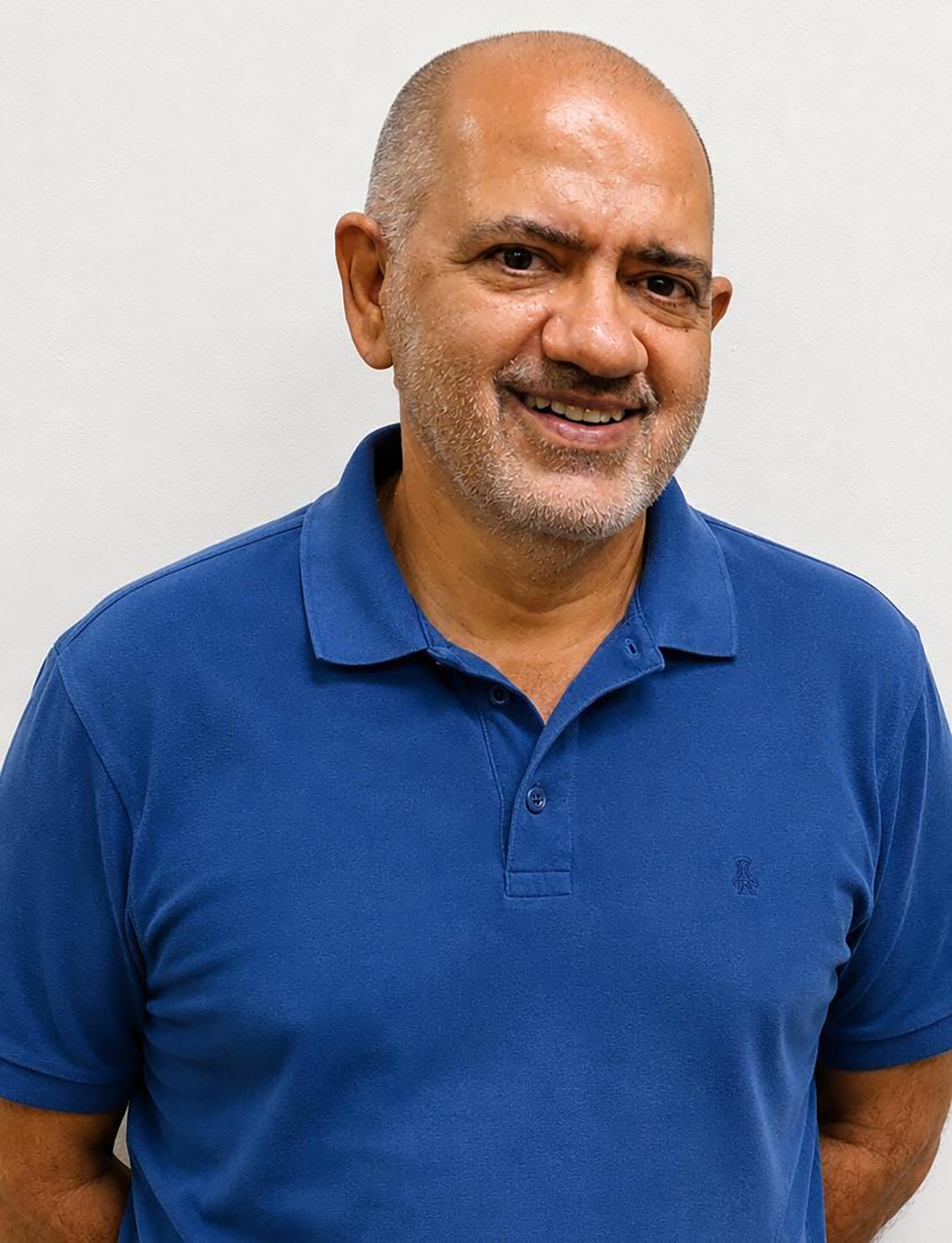 Faleceu dia 18 de julho, aos 66 anos, Gilson Matos Alves. São seus pais Afrânio Alves e Célia Freitas Matos Alves e irmãos Wilson (in memoriam), Fernando (in memoriam), João César e Daniela.