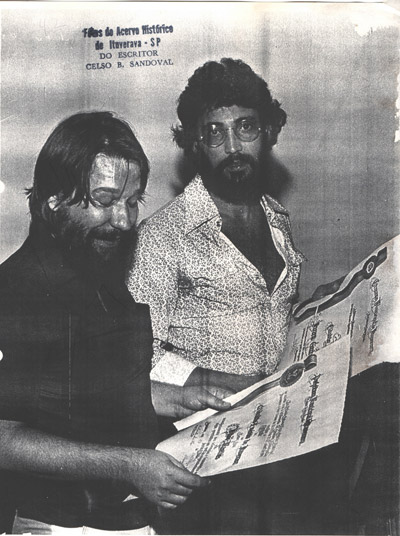 Foto de 1977, quando o renomado compositor, o ituveravense Vitor Martins, e o cantor Ivan Lins, eram homenageados pela Câmara Municipal. É deles a música “Minha Ituverava”, que é hoje considerada um hino da cidade