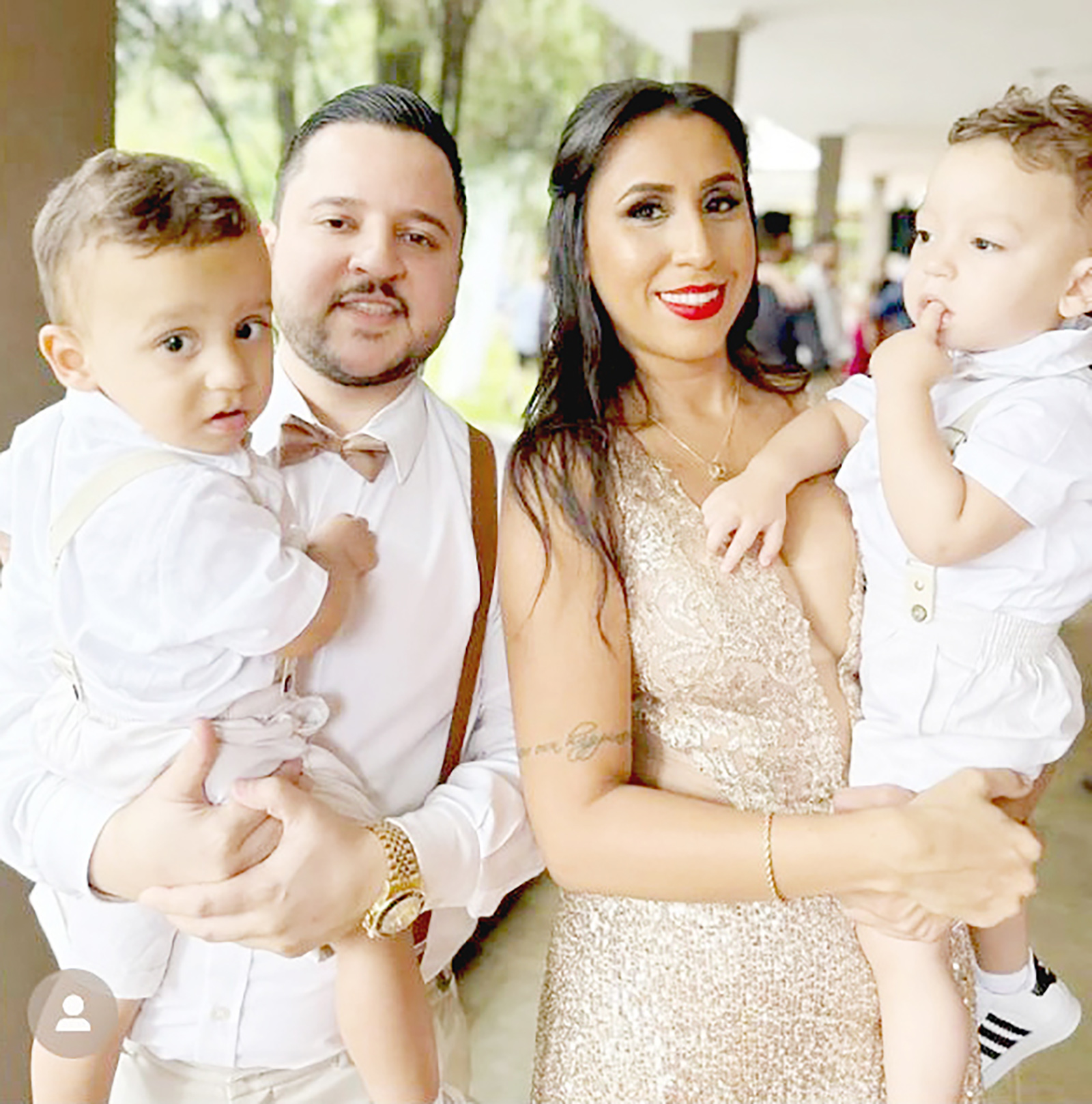 Dia 20 de julho, comemoram aniversário, Mozaniel Cavalcante da Silva Filho, diretor da Aritana Churrascaria e Pizzaria e sua esposa Pâmela Almeida Nascimento. Eles recebem os cumprimentos dos filhos Davi e Miguel, dos familiares e amigos