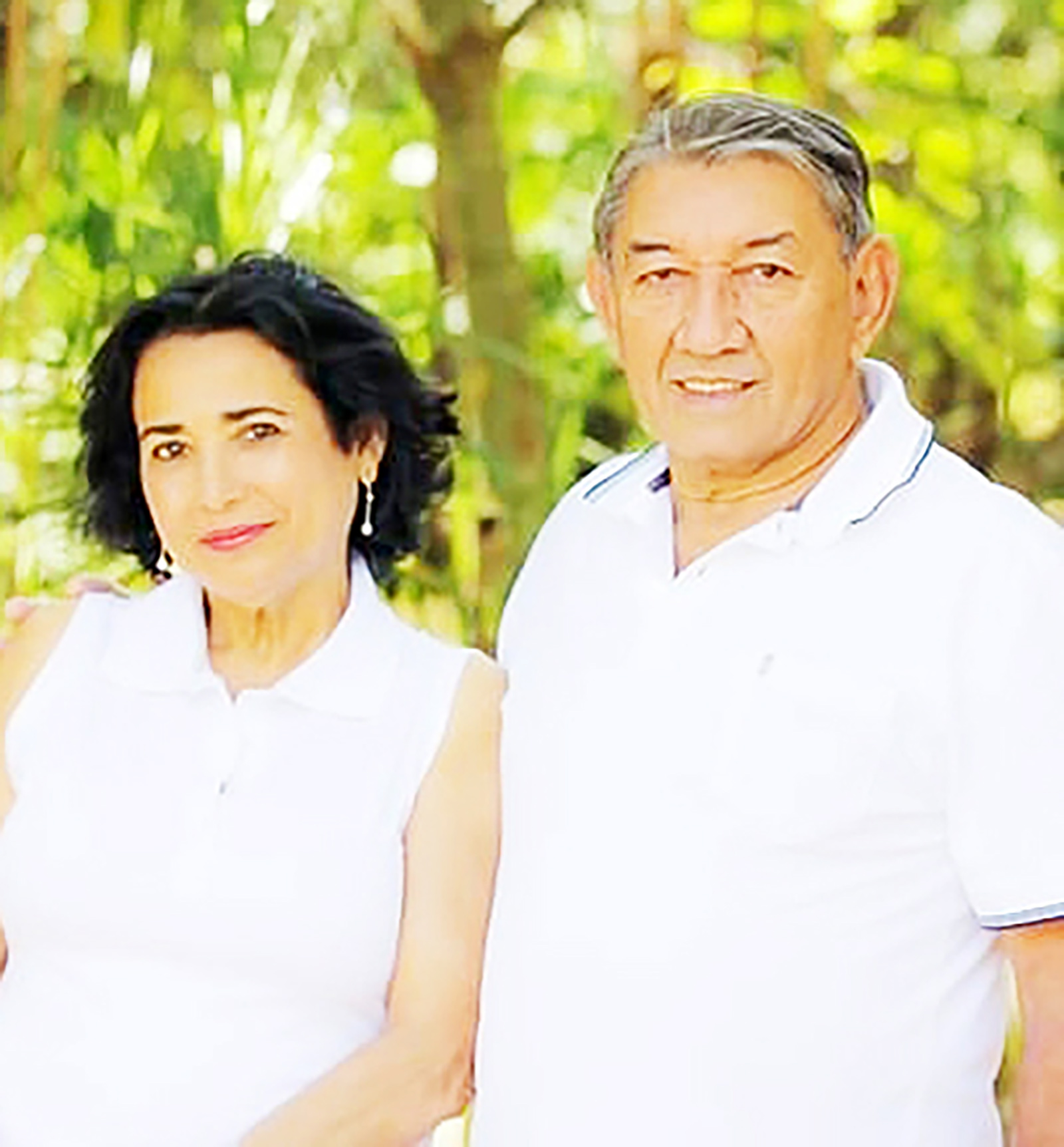 Dia 13 de julho, comemorou aniversário, Ana Rosa Frizo de Carvalho. Ela recebe os parabéns do esposo Sebastião Rodrigues de Carvalho Neto, das filhas Andréia Frizo de Carvalho, casada com Airton José Rodrigues Barbosa; Patrícia Frizo de Carvalho, casada com Alessandro de Oliveira e Bianca Frizo de Carvalho, casada com Daniel Santos, dos netos, amigos e familiares