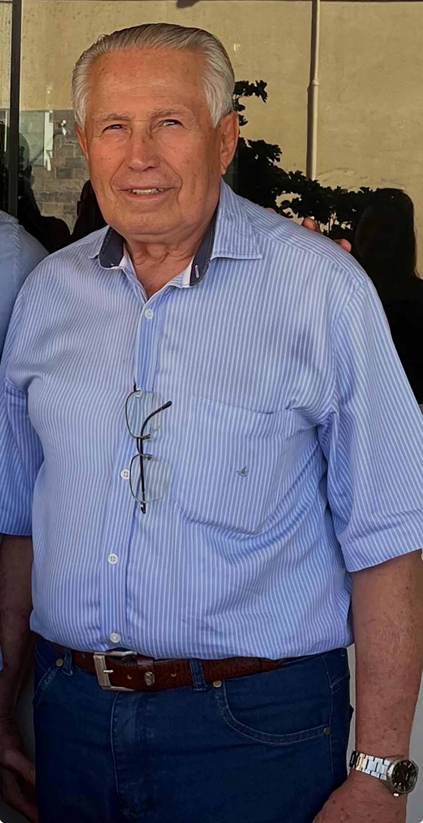 Faleceu dia 18 de outubro, aos 83 anos, o advogado e contador Gercino Pistori, casado com a professora Lilian Nauyta Vidal Pistori, e é seu filho Tadeu Aliader Fraguas Vidal Pistori (in memoriam). São seus pais Luís Pistori e Emerenciana Gomes Pistori (ambos falecidos), e irmãos Geraldo Pistori e Euripedes Pistori, e os já falecidos Aparecida Pistori, Airlindo Pistori e Maria Pistiori. Ele deixa sobrinhos e os cunhados Mauro Aliader Mendonça Vidal, e os já falecidos Lúcia Rosa Vidal Lopes, Leila Maria Fragas Vidal, Lucy Ângela Vidal, Márcio Américo e Marco Aurélio Vidal.