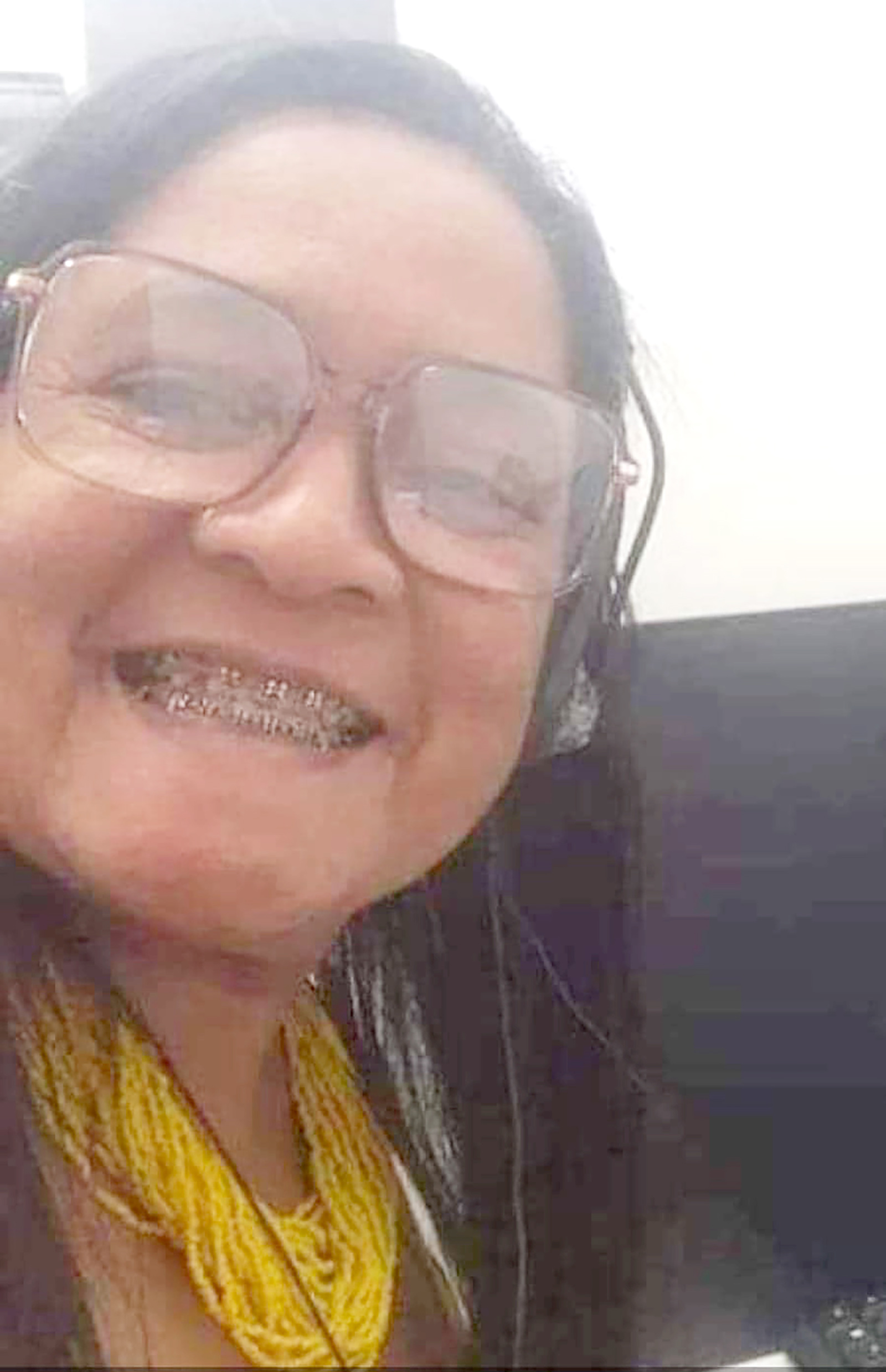 Dia 27 de setembro, comemora aniversário, Célia Regina Barbosa Avelar. Ela recebe os cumprimentos do esposo Gilberto Oliveira Avelar, da filha Júlia Maria, das netas Lívia e Ana Lis, dos familiares e amigos