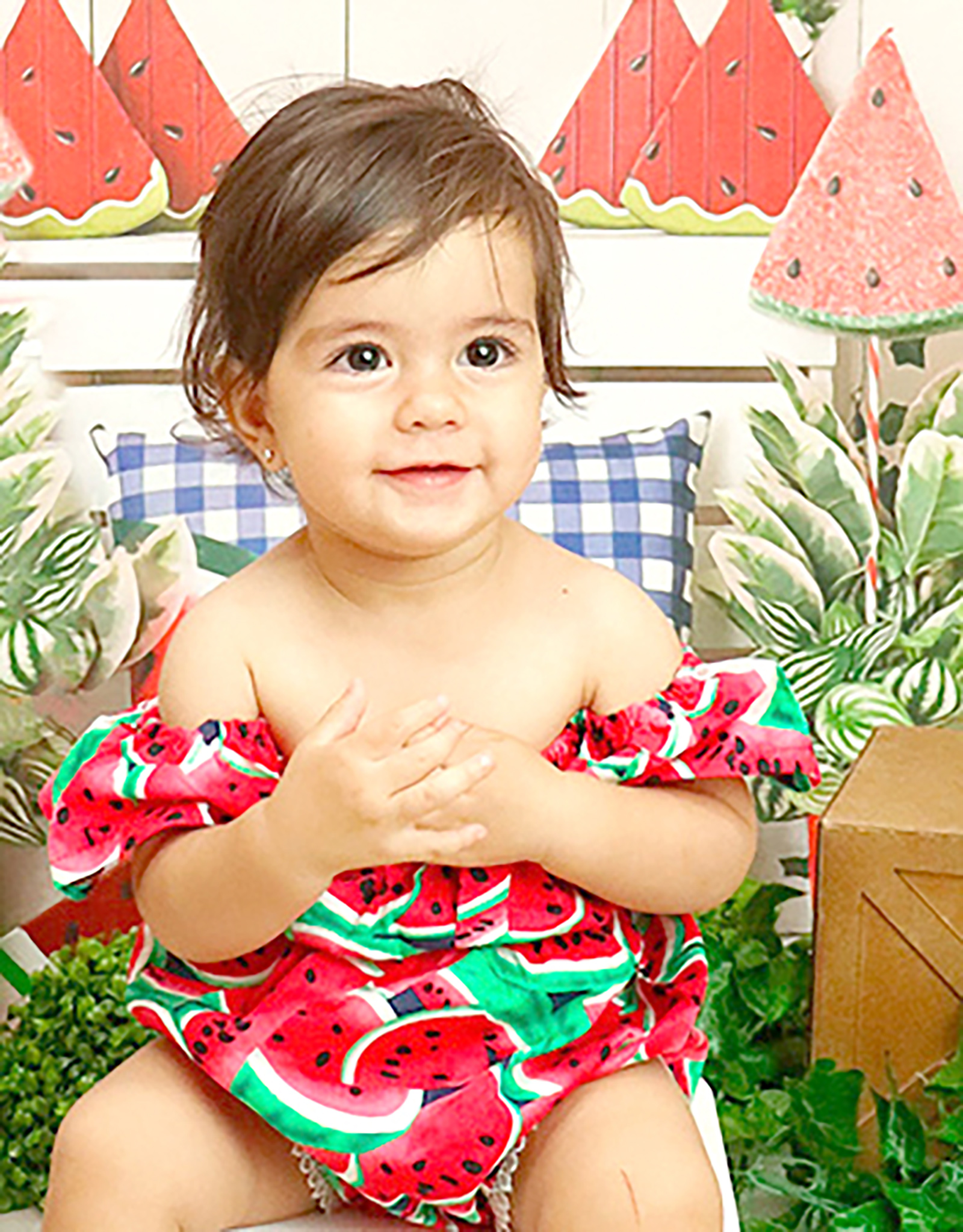 Dia 29 de junho, comemora aniversário, Thaís dos Reis Gomes Caliman. Ela recebe os parabéns dos pais Talita dos Reis Gomes e Armando Caliman Neto, dos avós Antônio Donizete Caliman e Lélia Ferreira Caliman, e Alcidir do Nascimento Gomes e Eliane dos Reis Gomes, dos familiares e amigos
