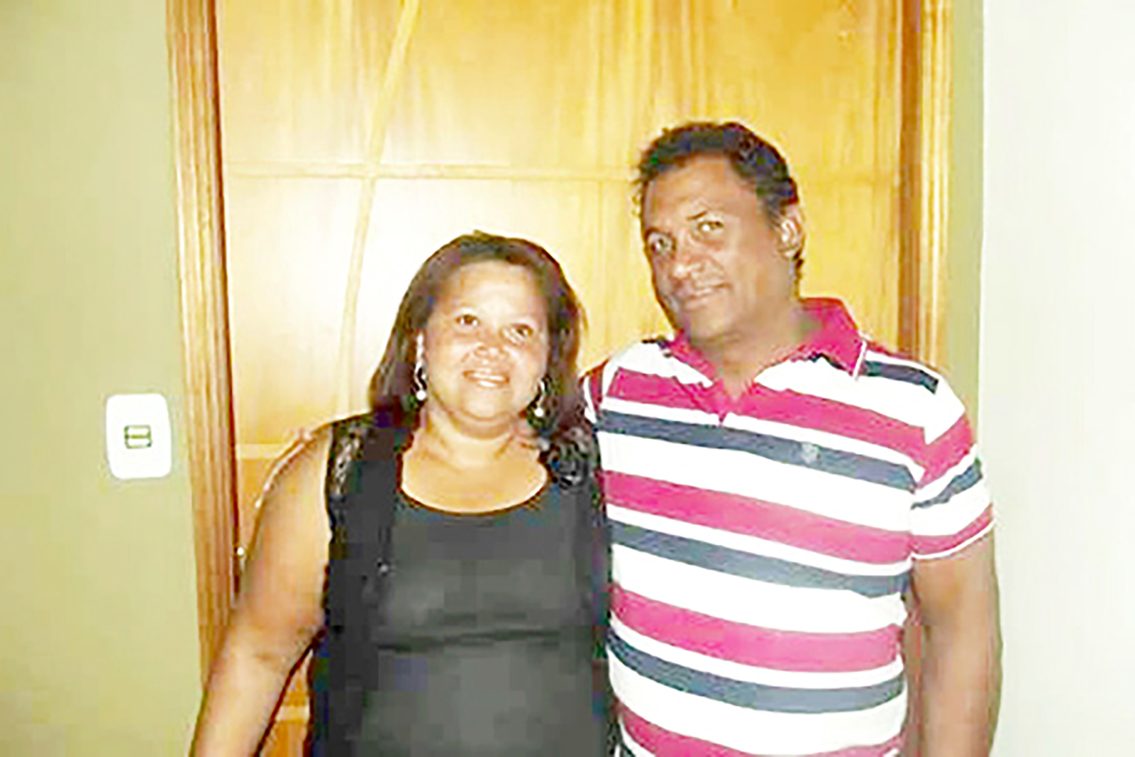 Dia 11 de agosto, comemora aniversário, Ivo de Sousa, casado com Maida das Graças de Oliveira. Ele recebe os parabéns da esposa, da sogra Maria das Graças de Oliveira, do enteado Gilberto Oliveira do Nascimento, dos cunhados Márcio das Graças de Oliveira e Marlene das Graças de Oliveira, dos familiares e amigos