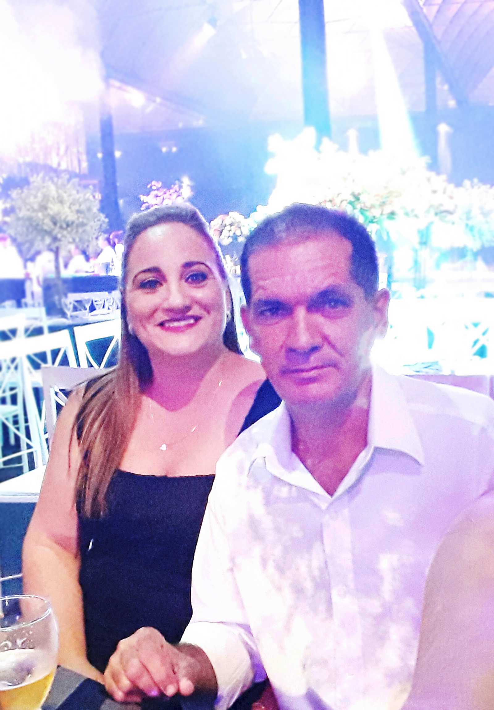 Dia 15 de Agosto, comemoram 29 anos de casados, Bodas Erva, Altino Gomes de Sá (‘Tinica”) e Fabrícia Liporone de Sá. Eles recebem os parabéns da filha Lara Luíza Liporone de Sá, dos familiares e amigos