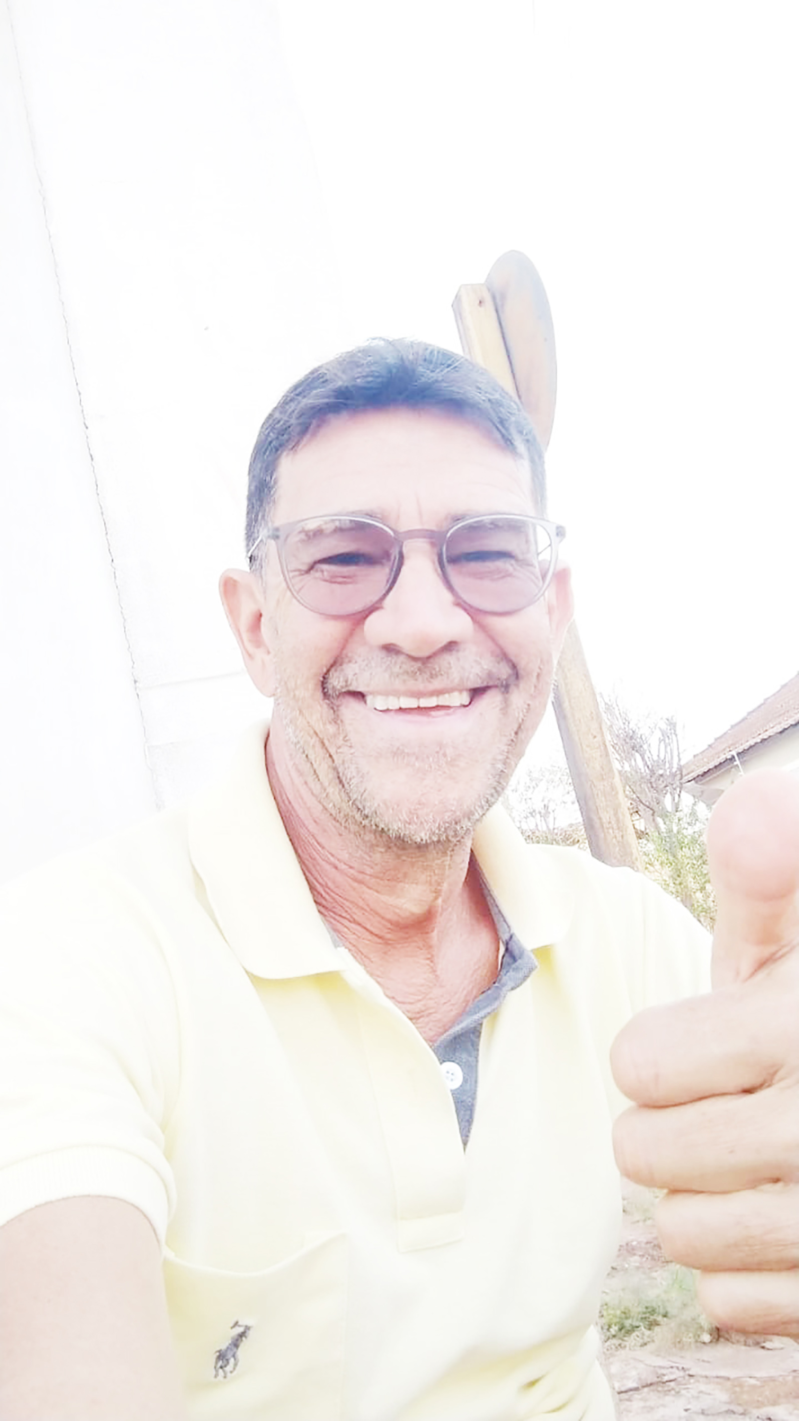 Dia 23 de maio, comemora aniversário, Celso Queiroz Vieira (“Charutão”). Ele recebe os parabéns da esposa Matilde Alves Moreira, dos filhos Murilo Moreira Vieira e Ana Carolina Moreira, dos familiares e amigos