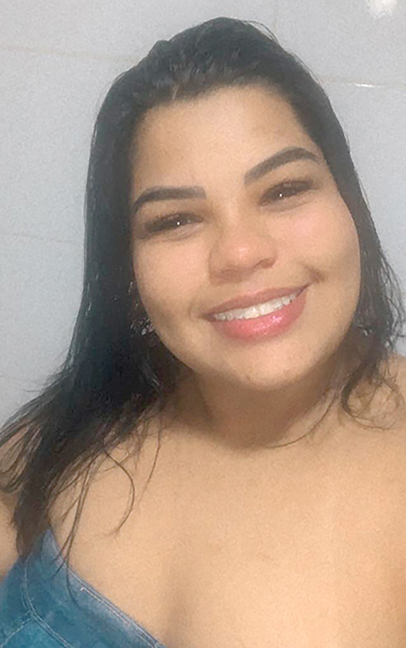 Dia 5 de outubro, comemora aniversário, Victória Santos Louzada. Ela recebe os parabéns dos filhos João Pedro Louzada Rodrigues e Bernardo Louzada Pereira, dos pais Marcos Pereira Louzada e Roberta Santos Louzada, da irmã Sophie Santos Louzada, dos avós José João Alves Louzada e Maria Alice Pereira Louzada, e Valter Ferreira e Luzia Ferreira, dos tios, primas, familiares e amigos