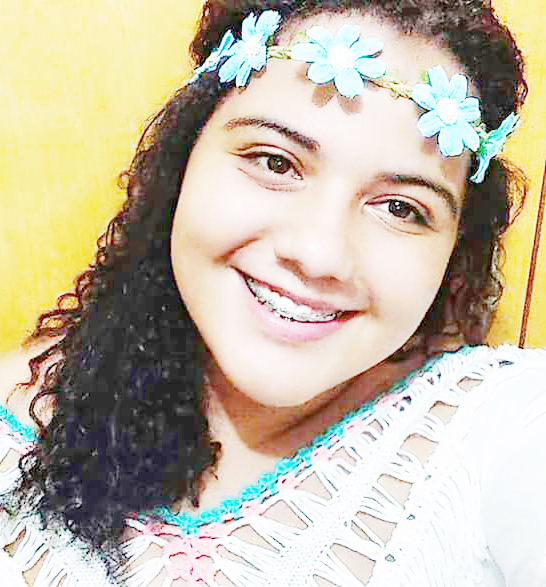 Dia 10 de junho, comemora aniversário, Beatriz de Oliveira Silva. Ela recebe os parabéns dos pais, Evanilda Alves de Oliveira e Eduardo Carlos da Silva, dos familiares e amigos